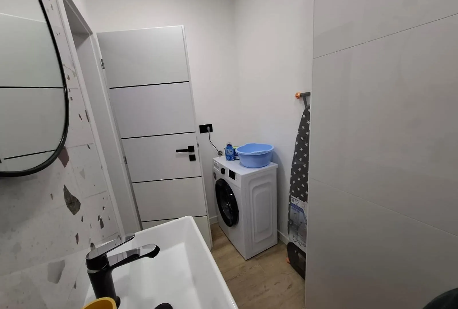 Apartman Ladini Lana Starigrad Paklenica 0*,  Croacia